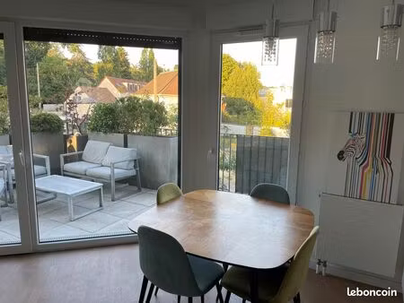 t3 62 31 m² + 20 m² terrasse – résidence 2017 – parking s/sol – dpe c – rocquencourt