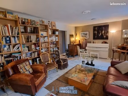 maison 6 pièces 163 m²