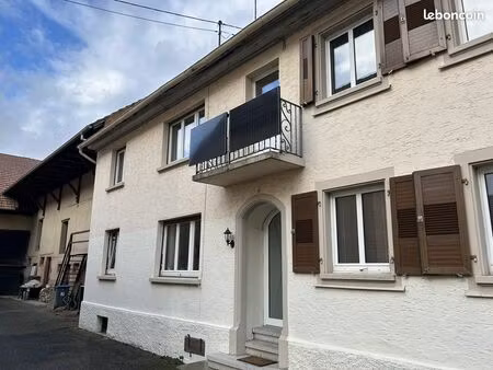 propriété 6 pièces 141 m²