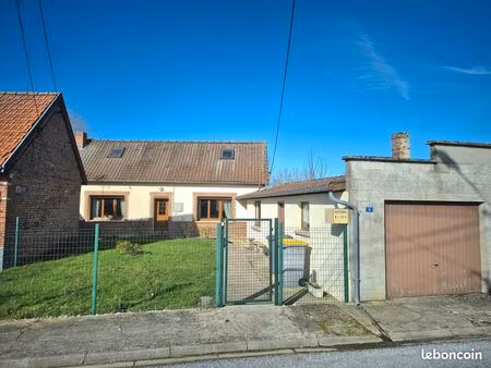 maison à la campagne