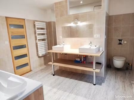 maison en pierres rénovée