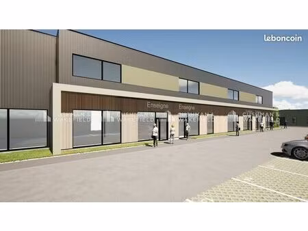 local commercial 210 m²