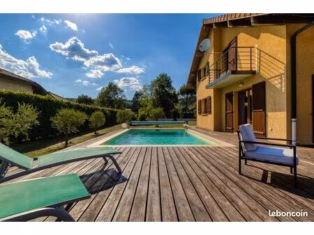 maison 5 pièces 151 m²