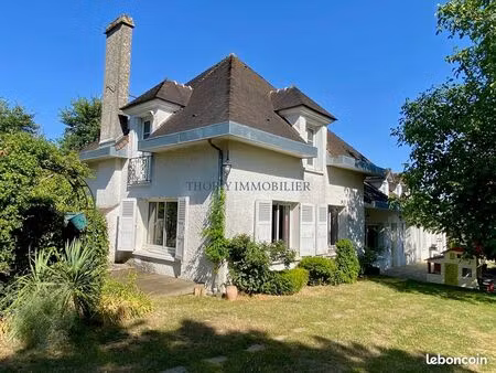 longère 6 pièces 233 m²