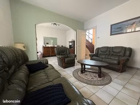 maison 5 pièces 97 m²