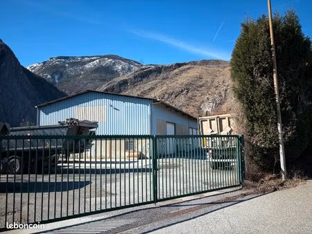 à vendre – entrepôt / local d’activité – saint-michel-de-maurienne (73140)