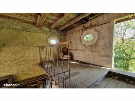 grange 400 m² montcel