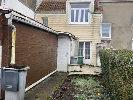 maison 6 pièces 85 m²