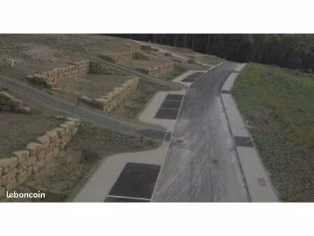 terrain 700 m² reims