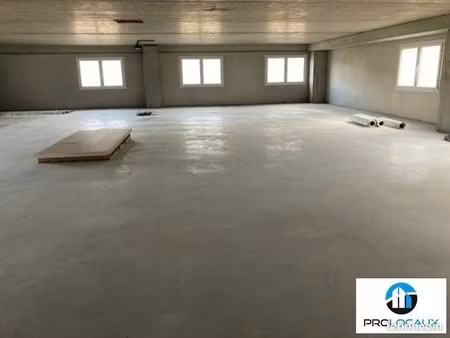 bureaux 415 m² albertville