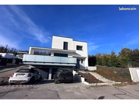 maison 5 pièces 120 m²