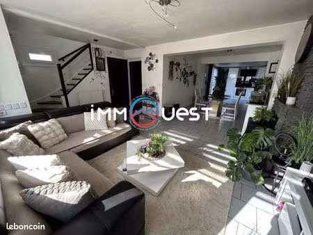 maison 6 pièces 94 m²