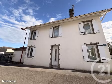 maison de ville 5 pièces 105 m²