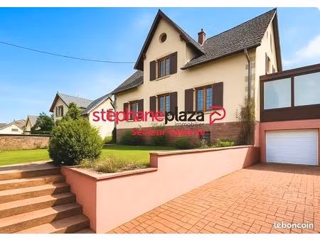 maison 8 pièces 206 m²