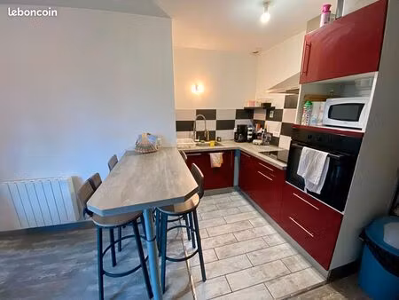 immeuble 8 pièces 300 m²