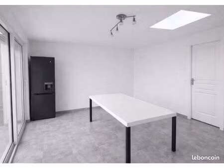 ? à vendre – appartement t3 + bureaux professionnels – idéal investisseur ou entreprise