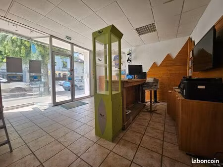 local commercial aix les bains centre ville