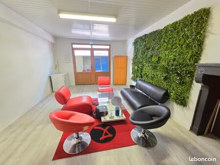 local commercial chambery