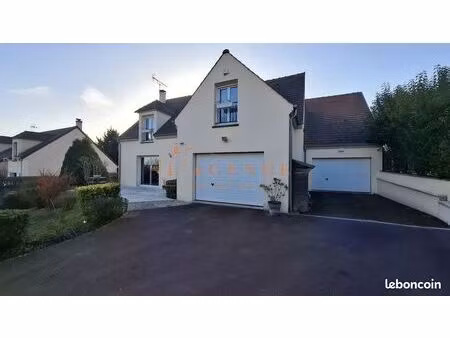 maison 6 pièces 140 m²