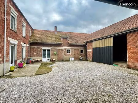 ferme 4 pièces 145 m²