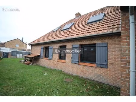 maison 8 pièces 146 m²