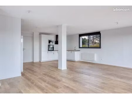 appartement 4 pièces 102 m²