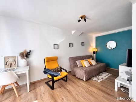 t2 meublé - totalement équipé – proximité commerces