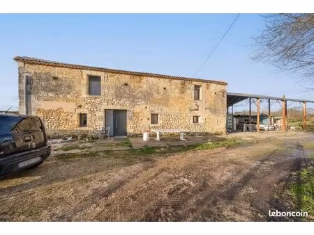 maison 7 pièces 450 m²