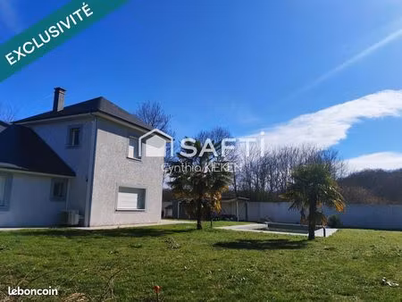 propriété 5 pièces 148 m²