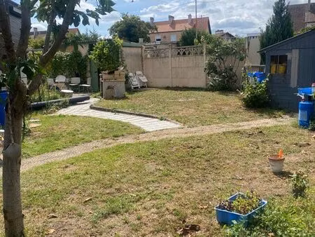 maison avec jardin et terrasse