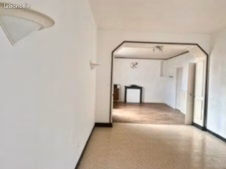 appartement t4 89m² fougères hyper centre + garage + cave + grenier