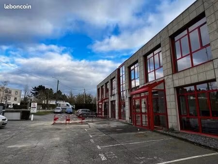 bureaux 33 m² cesson sevigne