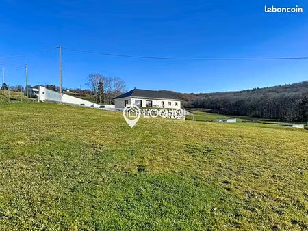 maison 5 pièces 136 m²