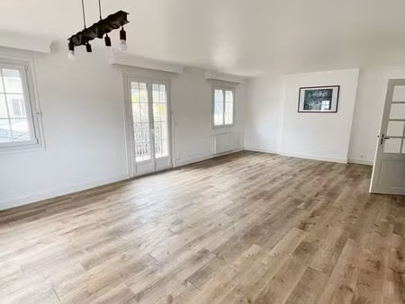 maison 4 pièces 132 m²