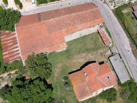 vente corps de ferme