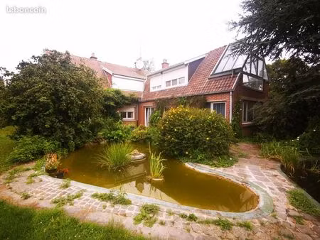 maison 6 pièces 206 m²