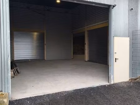hangar sécurisé 70m²