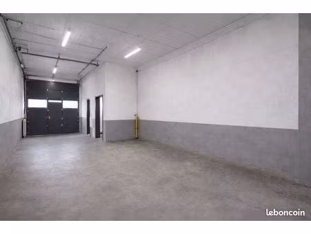local d’activité 75 m² – parking – pfastatt