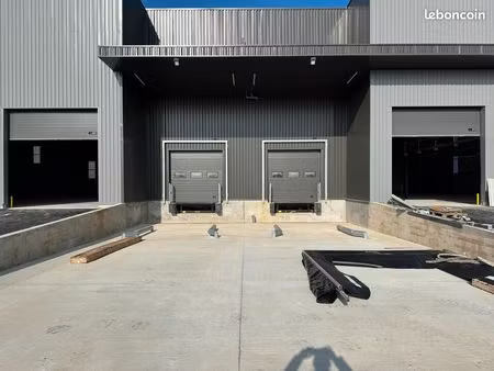 local d'activite 820 m² dammartin en goele