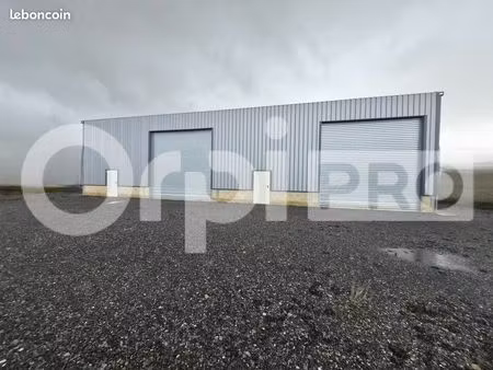 local d'activité 240 m²