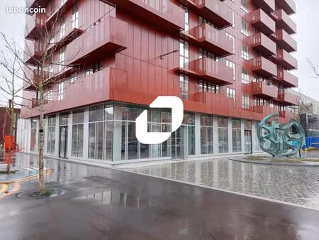 local commercial 150 m²