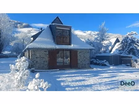 propriété 4 pièces 140 m²