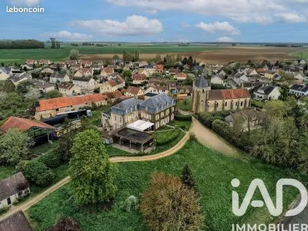 chateau 23 pièces 1230 m²