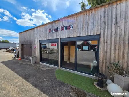 bureau local commercial 60m2