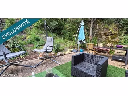 local 1005 m² saint-floret