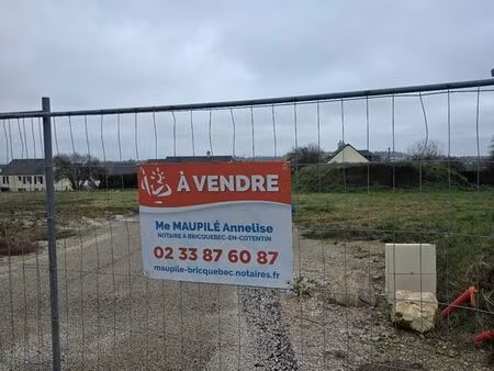 terrain 492 m² bricquebec