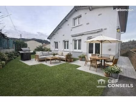 maison 7 pièces 134 m²