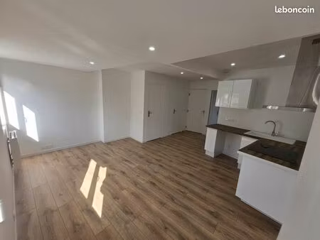 appartement f2 centre-ville d'avranches