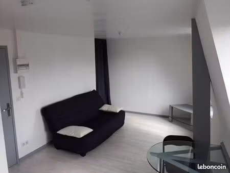 studio dispo fin mars