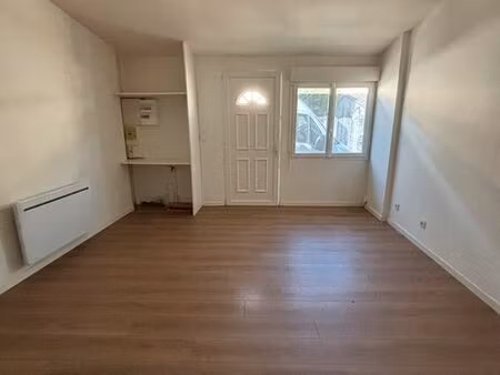 location t2 45 m2 - castillon centre